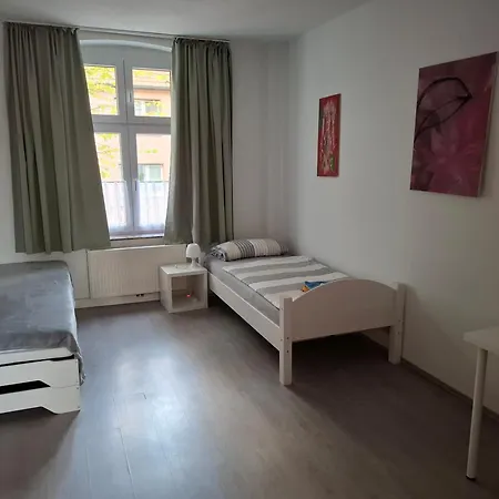Apartment Vogelheimer Strasse 17